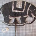 TF004642-1a Asien Indonesien,Figur,Leder,Fritz Fey,2010