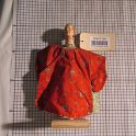TF007758-1 Asien Südchina,Figur,Textil-Holz,Fritz Fey,2010
