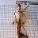 TF011391-1a Asien Indonesien,Figur,Holz-Textil,Fritz Fey,2010